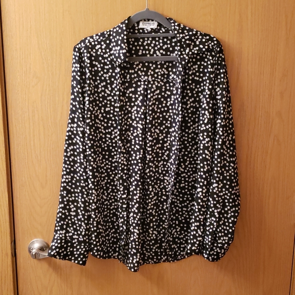 🚫SOLD🚫 Express portofino shirt EUC